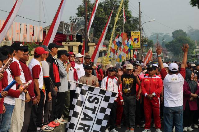 SENAM SEHAT DAN JALAN SANTAI DALAM RANGKA PERINGATAN HARI JADI WONOSOBO KE 200